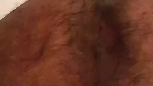 hint en son buttplug ile oynuyor