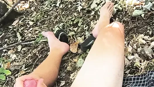 Ormanda kuyruk mastürbasyonu
