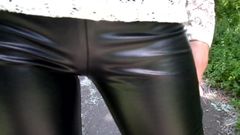 Heels 20 cm and leather leggings, walk in the park
