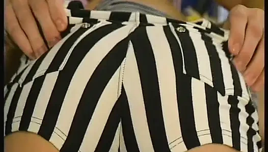 Hinter Deutschen Türen Wird Fleißig Gefickt - Kompletter Film