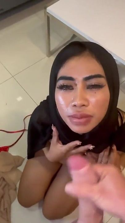 My Arab Hijab Slut Was Too Hungry for Cock During Ramadan