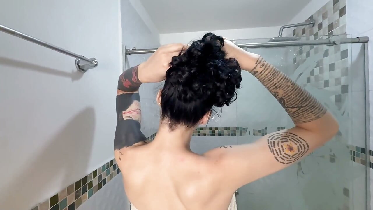 Golden Shower About My Hair