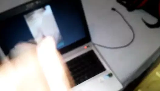 Masturbando para a minha Rute.