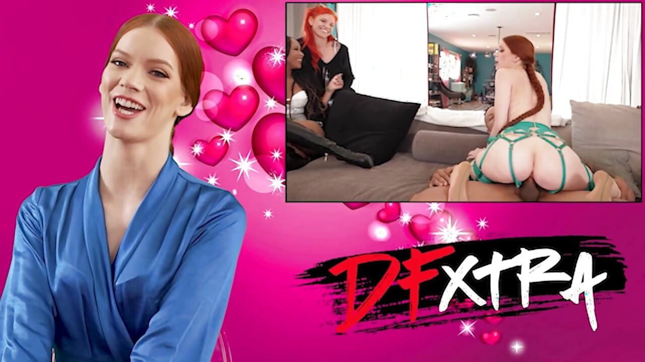 DOGFART - MILF Katrina Colts oljede dildofest blir til anal rekkverk av Huge Cock Tech