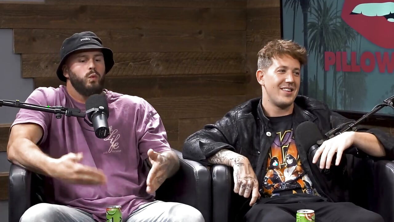 Karmen Karma Sprays Breast Milk in Face (co-hosted by Harry Jowsey)
