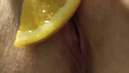Pussy and Orange Slice
