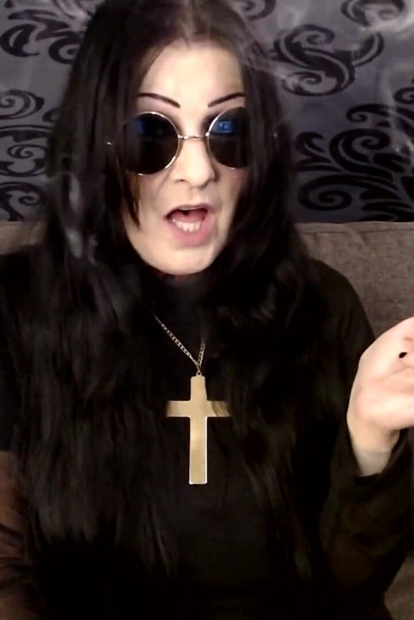 Halloween Ozzy Cosplay MILF Smoking
