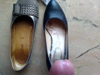 i cum on shoes