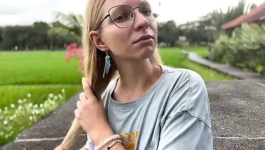 Wie eine ai-freundin dir helfen kann (oder dich brechen)