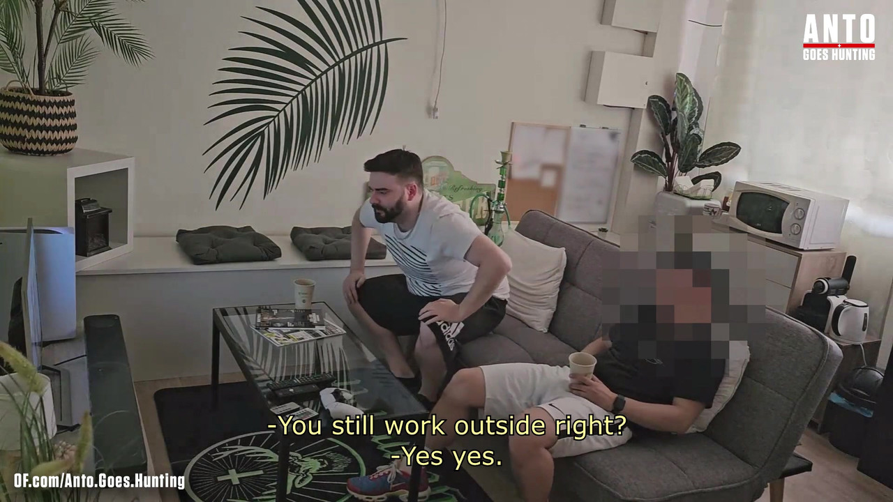 我的直男朋友“chris”（他以前发现我在撸管）上一次问我，并给我惊喜