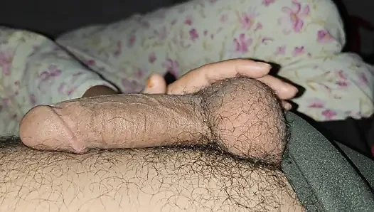 Üvey kız kardeşimin ağzına boş verdim.