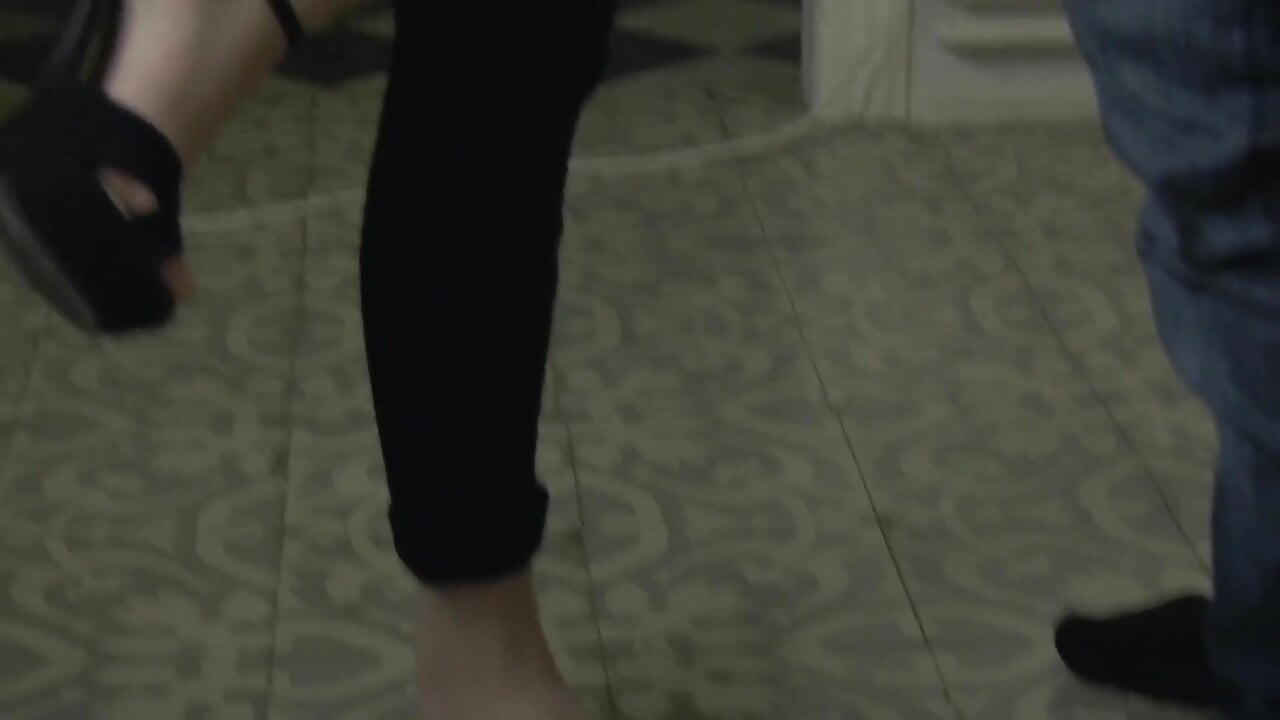 사과 먹기와 얼굴 살포 프로레