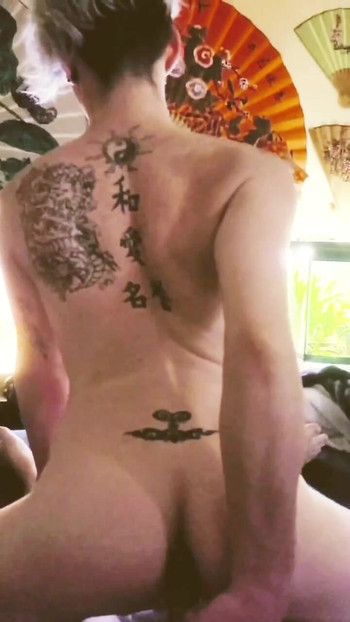 Небольшой клип с моим партнером и собой.