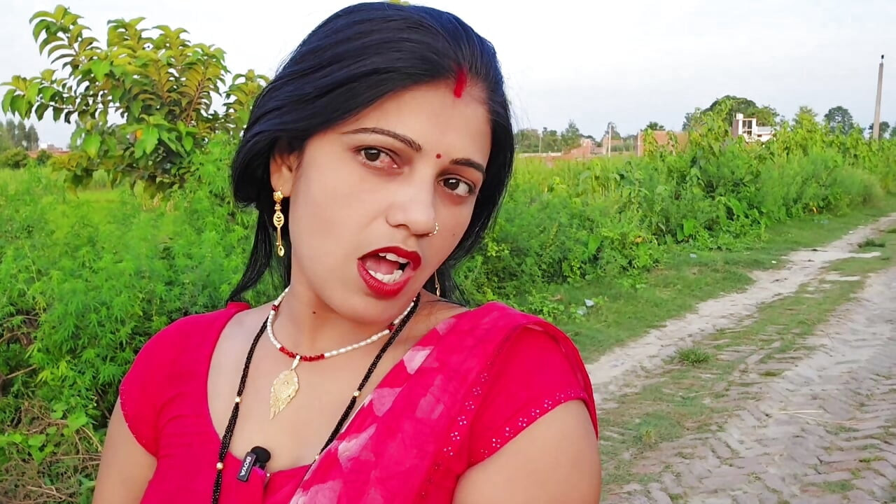 Desi innocent girl har fuck, Local Indian girl fucking video with condom