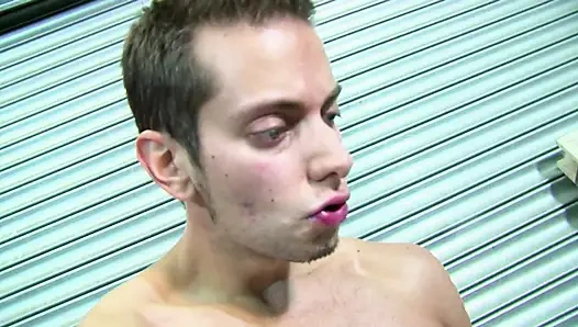 Eskort Kızlar Dövmeli Hatunlarla Vahşi Sikiş Festivali