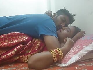 Kavita Vahini и Tatya трахаются в свадебную ночь