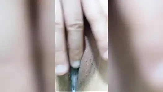 White Creamy Poci