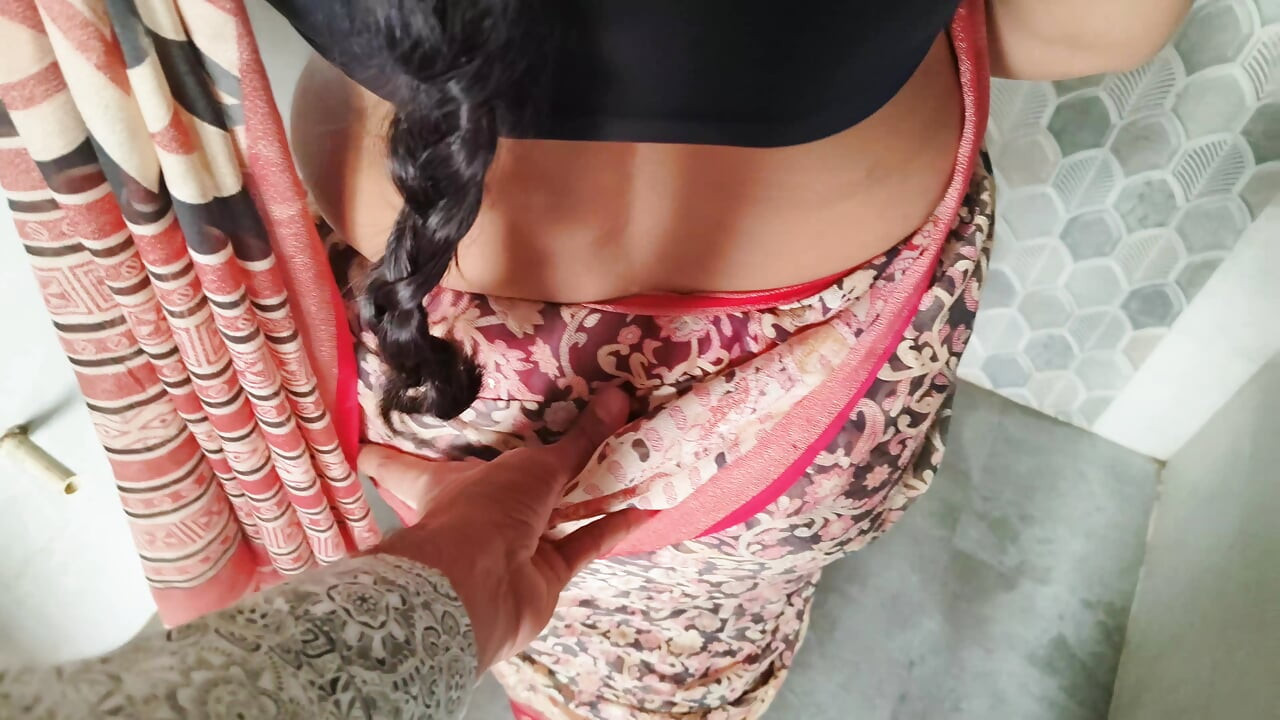 Aunty Girija Oak Cum Shower Tribute