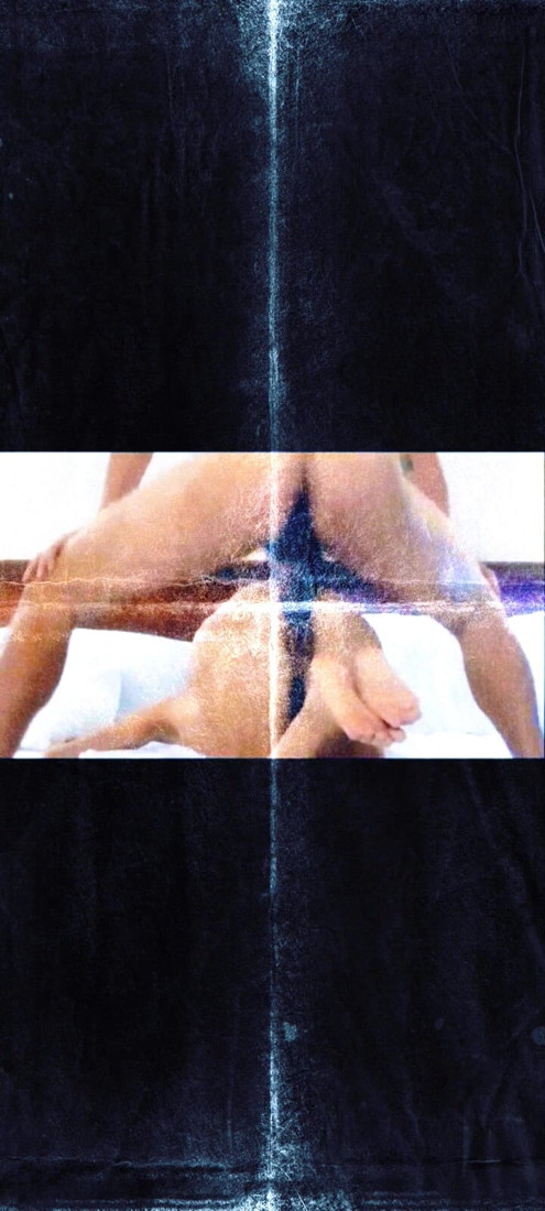 VIDEOCLIP PORNO MUZICAL CU PICĂTURĂ DE PULĂ