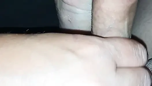 Istri hot gipsi roma asal békéscsaba lagi asik nyepong kontol penuh gairah - dia jilat, nyepong, dan telan sperma pria kontol besar dengan nikmat
