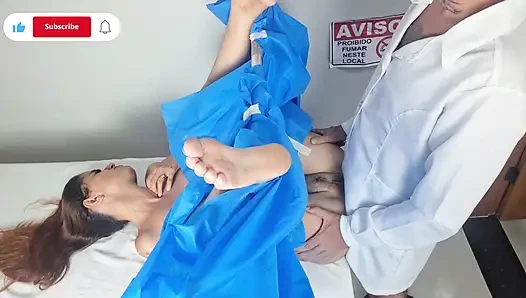Fake doktor fickt patienten während der untersuchung!