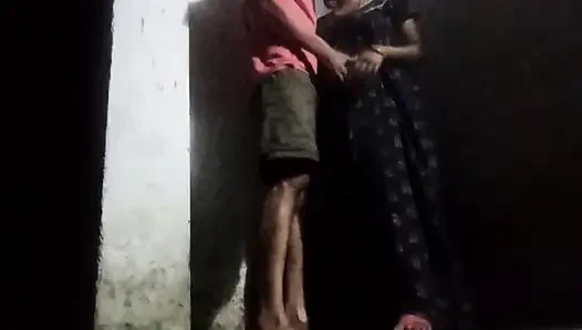 Desi girl outdoor sex with boyfriend  full orgasms