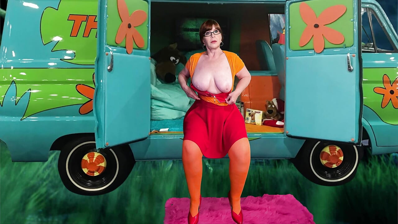 Babcia Velma Dinkley: a Slutty Sleuth's Fingering, Cipki Lizanie i Misjonarz jebanie orgazmy! 8623fap