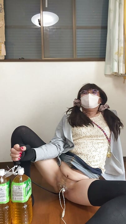 No316 Let's Play with Anal Pump