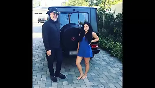 Ariel Winter hot feet and toes