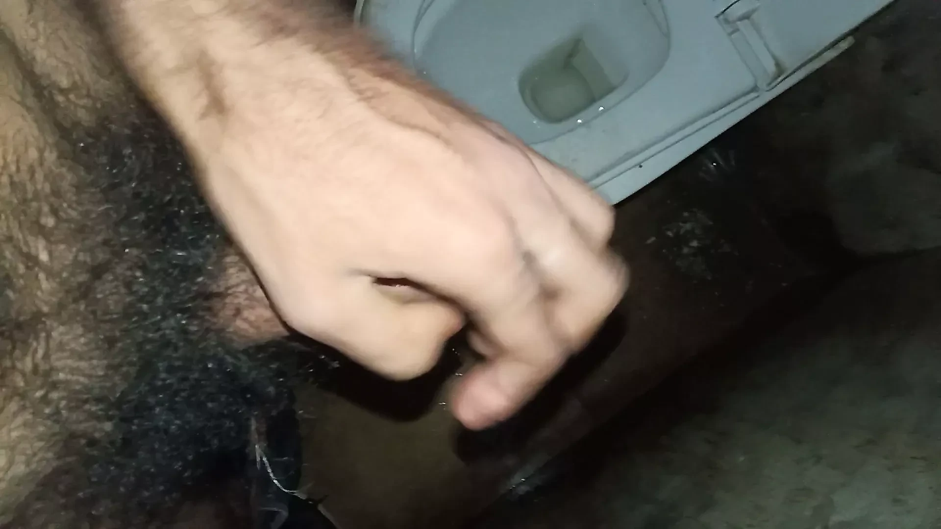 丰满的熟女是雇主的女仆和他继子的荡妇