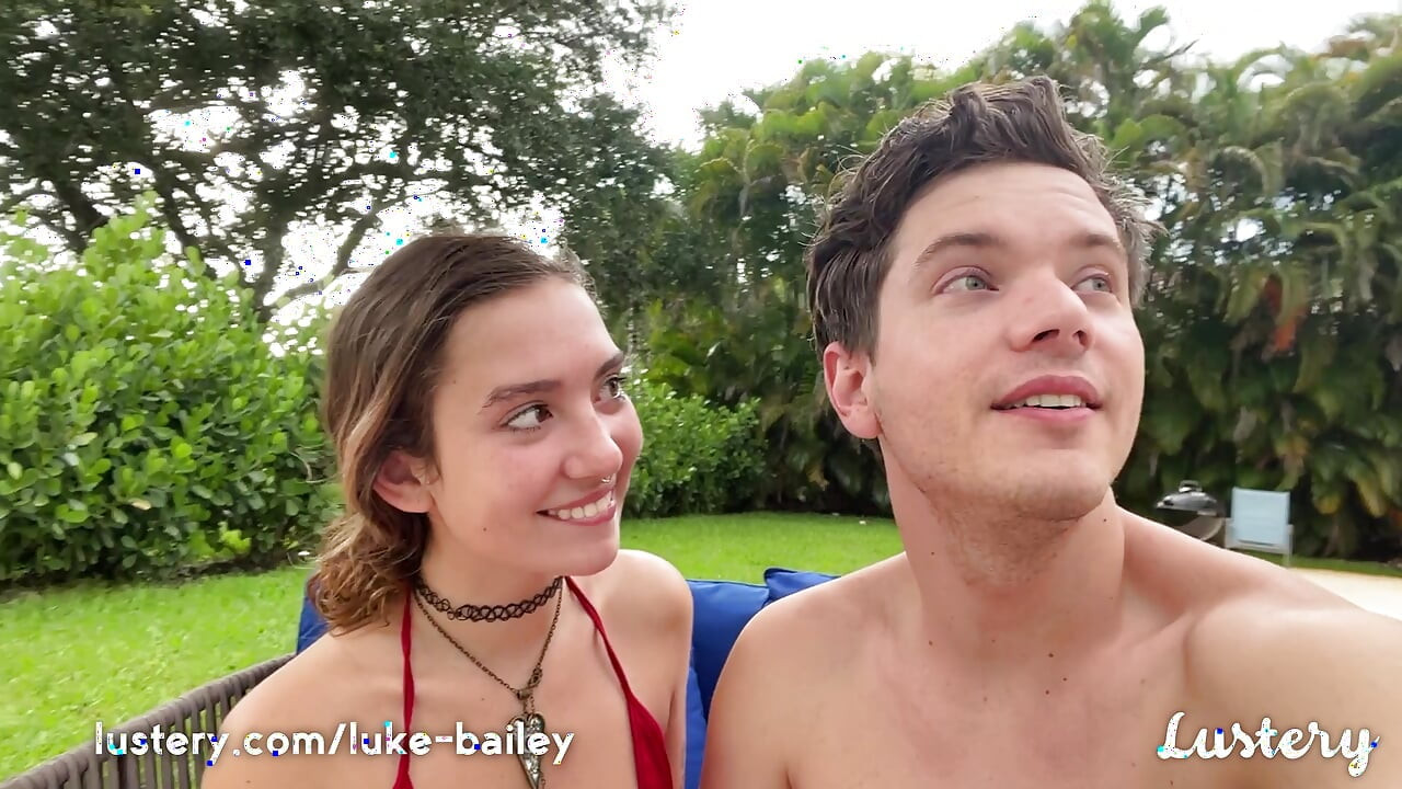 They met for a hock-up in his car and now film themselves having the hottest sex - Luke Cooper and Bailey Base