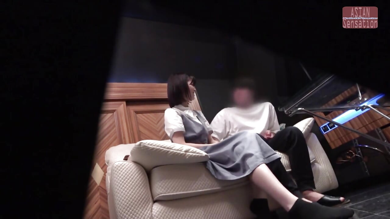 かつての恋人が戻る - スレンダービューティーの美しい曲線が忘れられない夜を再び灯す パート1
