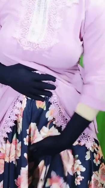 Spectacular moment from "Super sexy seductive house owner fucked hard by her servant"