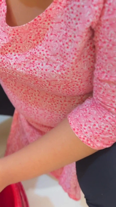 Ibu tiri mesir dengan pantat bahenol dan toket besar lagi cuci baju & lagi sange berat!