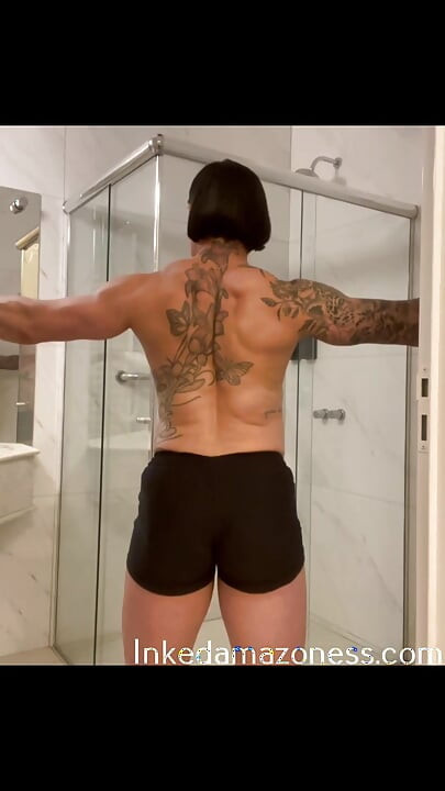Forte gilf musculosa vai dominar você