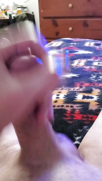 HornyDiver69 Playing to Doubleshot