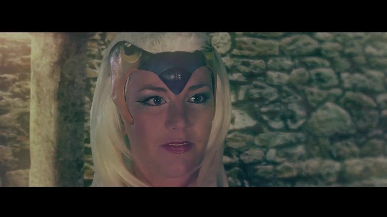 ADORRA SELENA DEBUT SHERA
