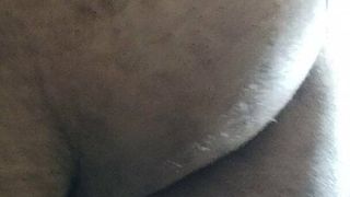 Сексуальная индийская задница с круглой жопой в ванной
