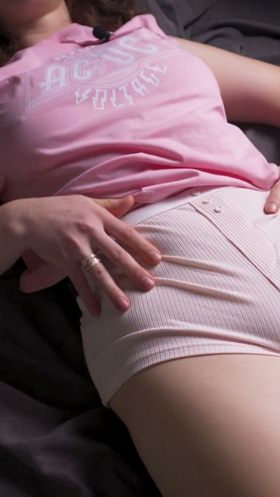 Showing Off My Petite Cameltoe Pussy | Clip 1