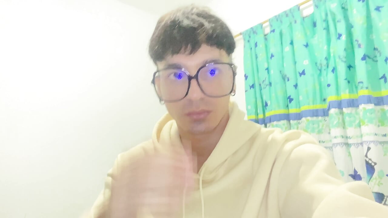 Sweet Twink Fucking His Ass with Toy and Cumming