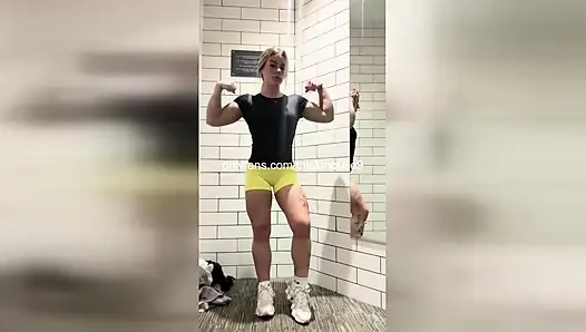 TikTok Stieftochter anal Überrascht: Papis schwanz in ihrem arsch