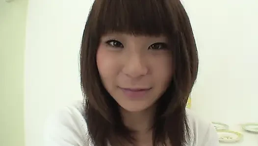Creampie remaja Jepang kecokelatan lembut