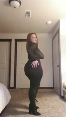 Arab ass and boobs