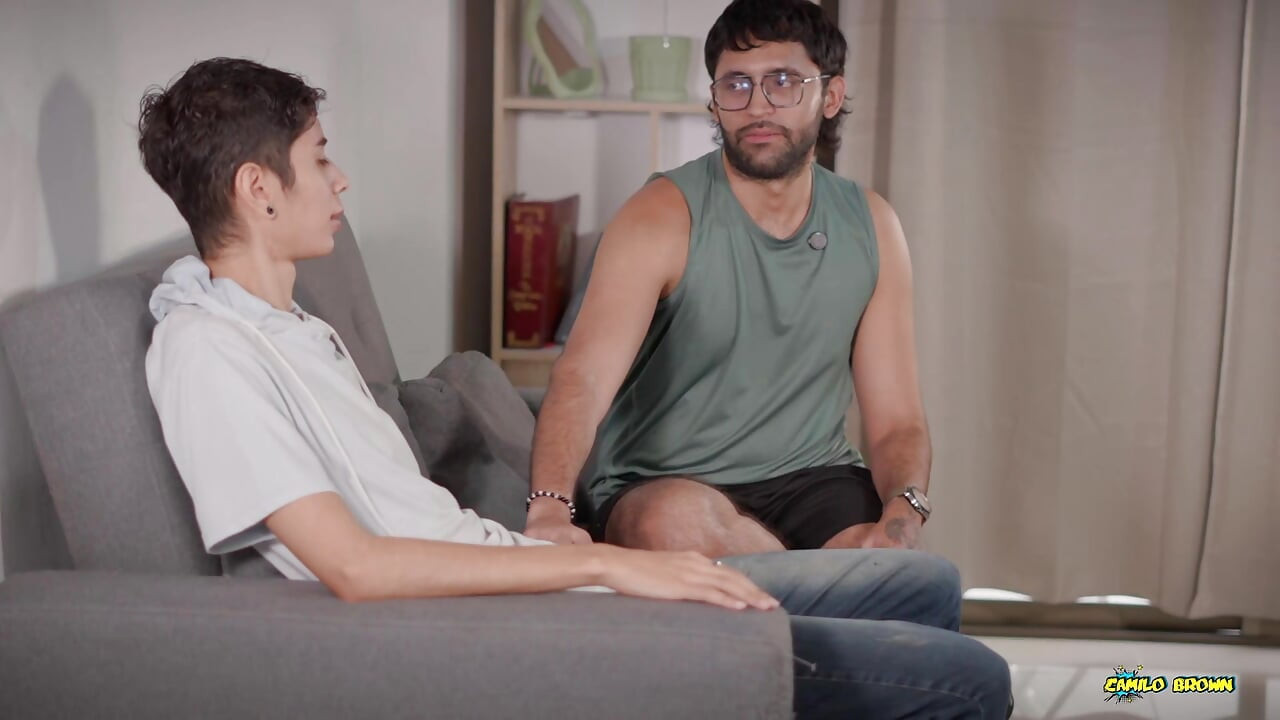 I Have No Cash So Delivery Guy Magic C Gets Paid With My Big Daddy Ass – Bareback Creampie Pushout