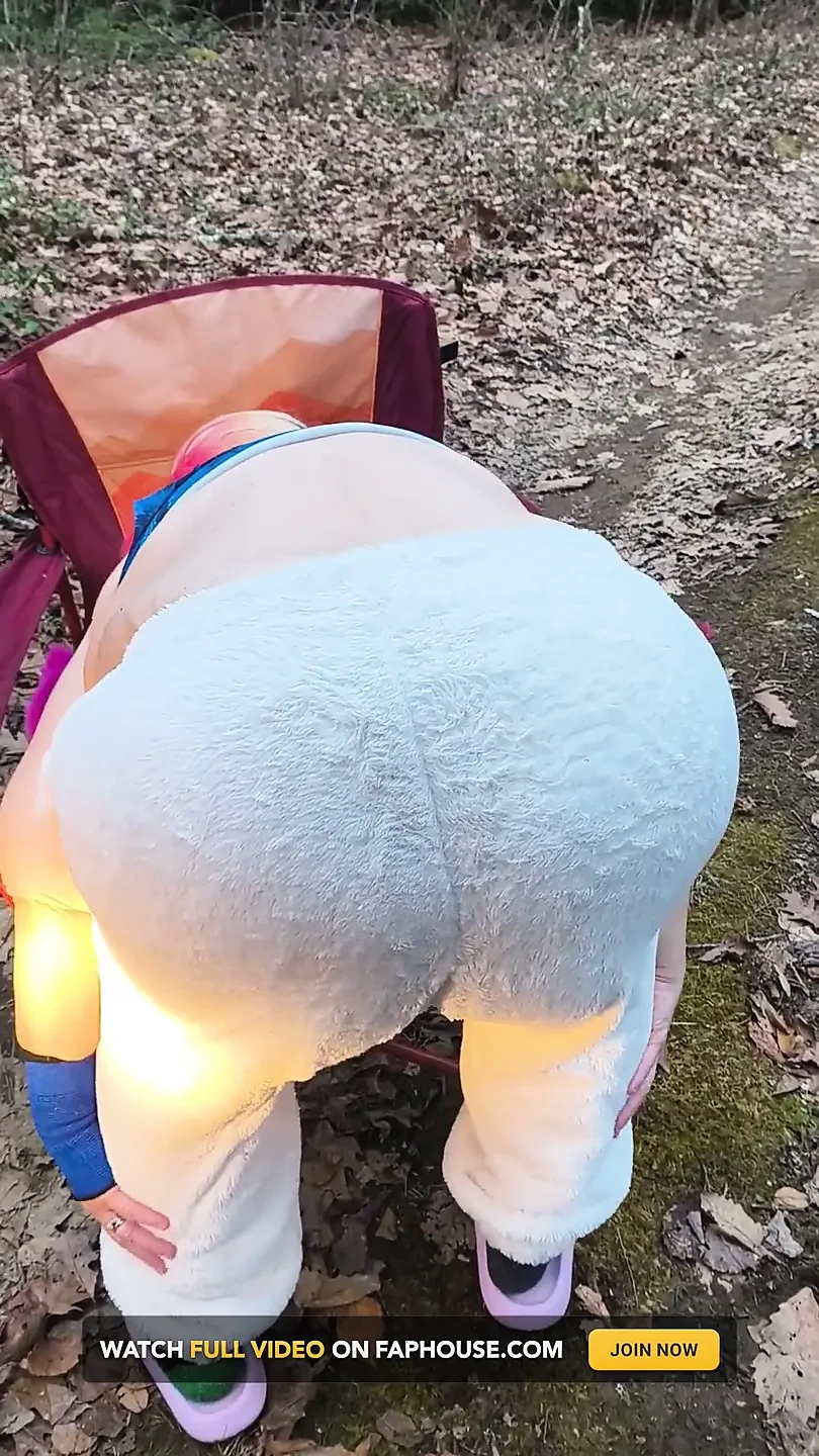 Can I Undress N Squirt a Mess?