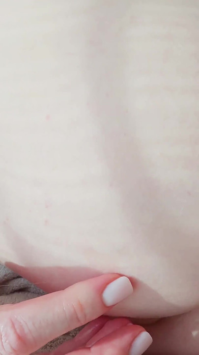 Primeira vez anal máquina de foda apertada anal closeup esguicho loira tenta foda anal