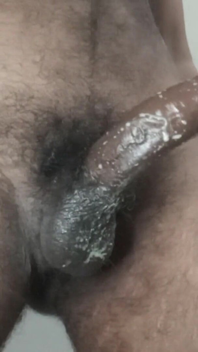 Maine lund par thuk lagakar aur tel lagakar chamkila ho gya kala lund | Clip 1