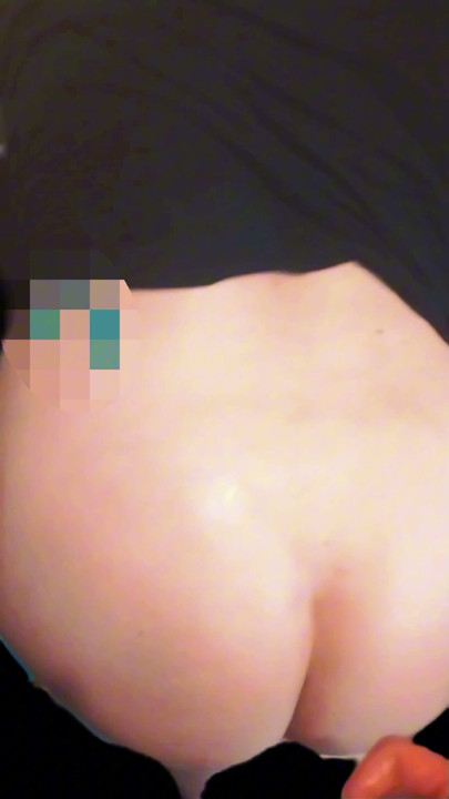 Bastard learning to eat the MILF's asshole