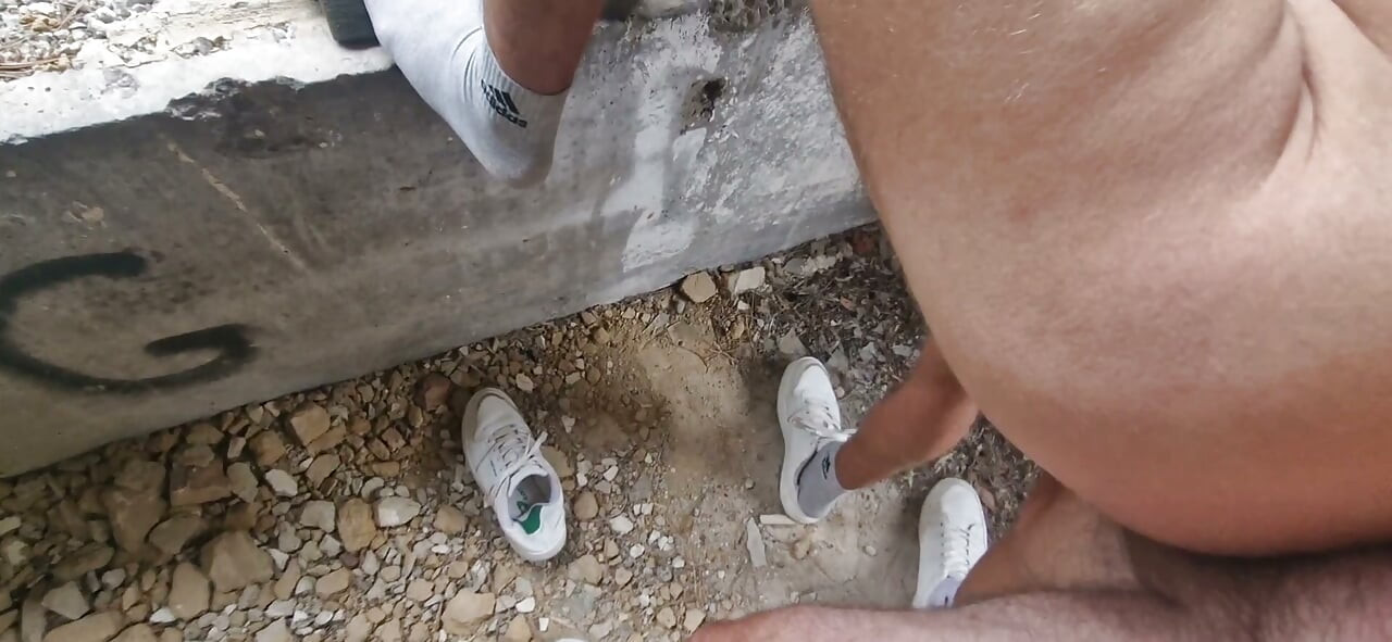 A Young Fucker in an Abandoned Factory Met His Stepdaddy and Fucked His Holes Hard Until He Came