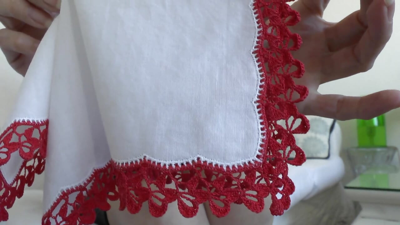 Sua tarefa de cheirar a noite, Lady Victoria Valente